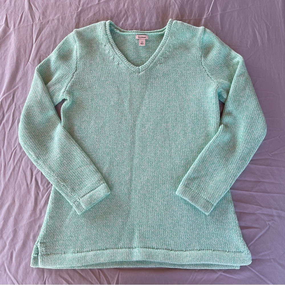 LL Bean V-Neck Women's Sweater Size S